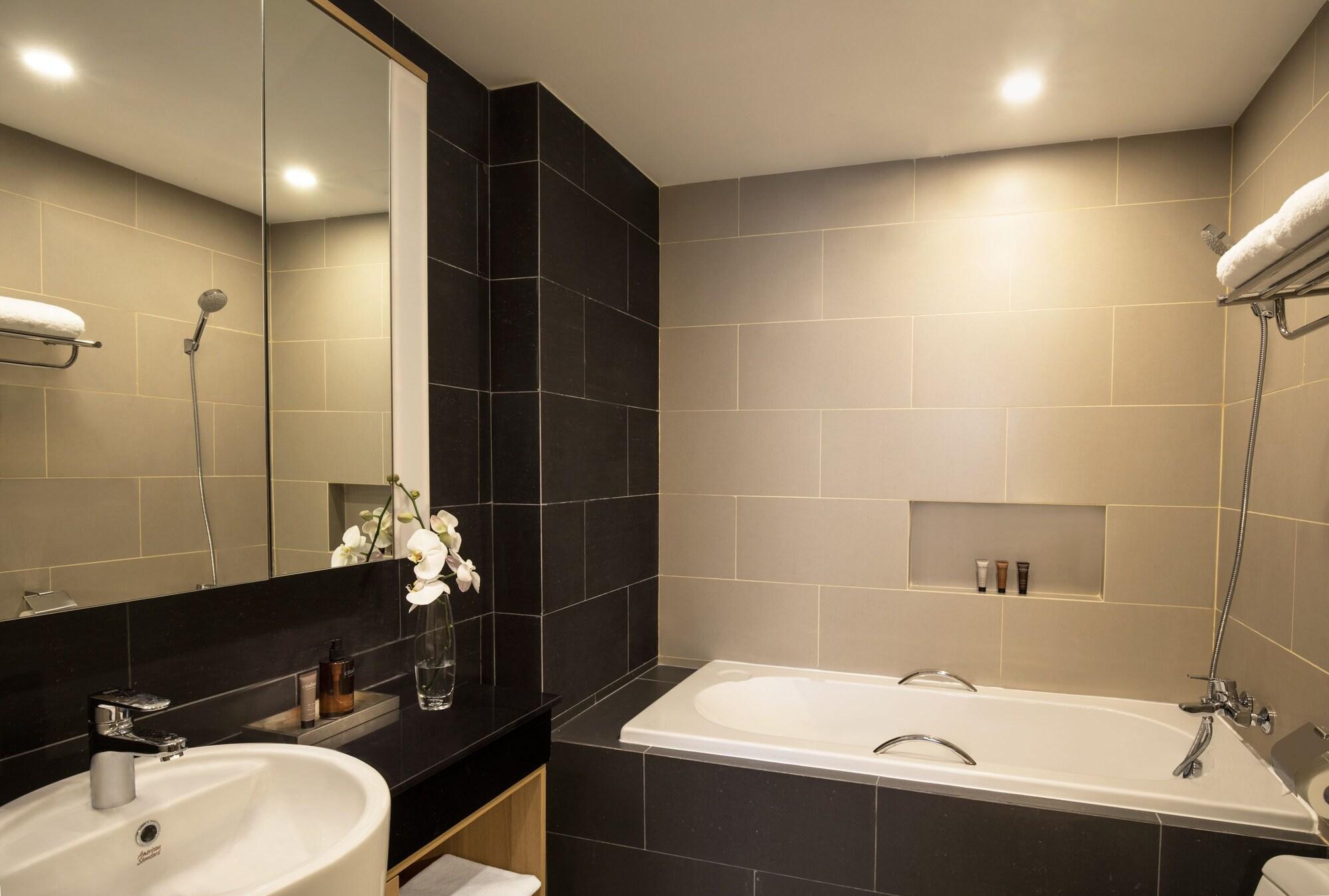 Citadines Central Binh Duong Thuan An Bagian luar foto