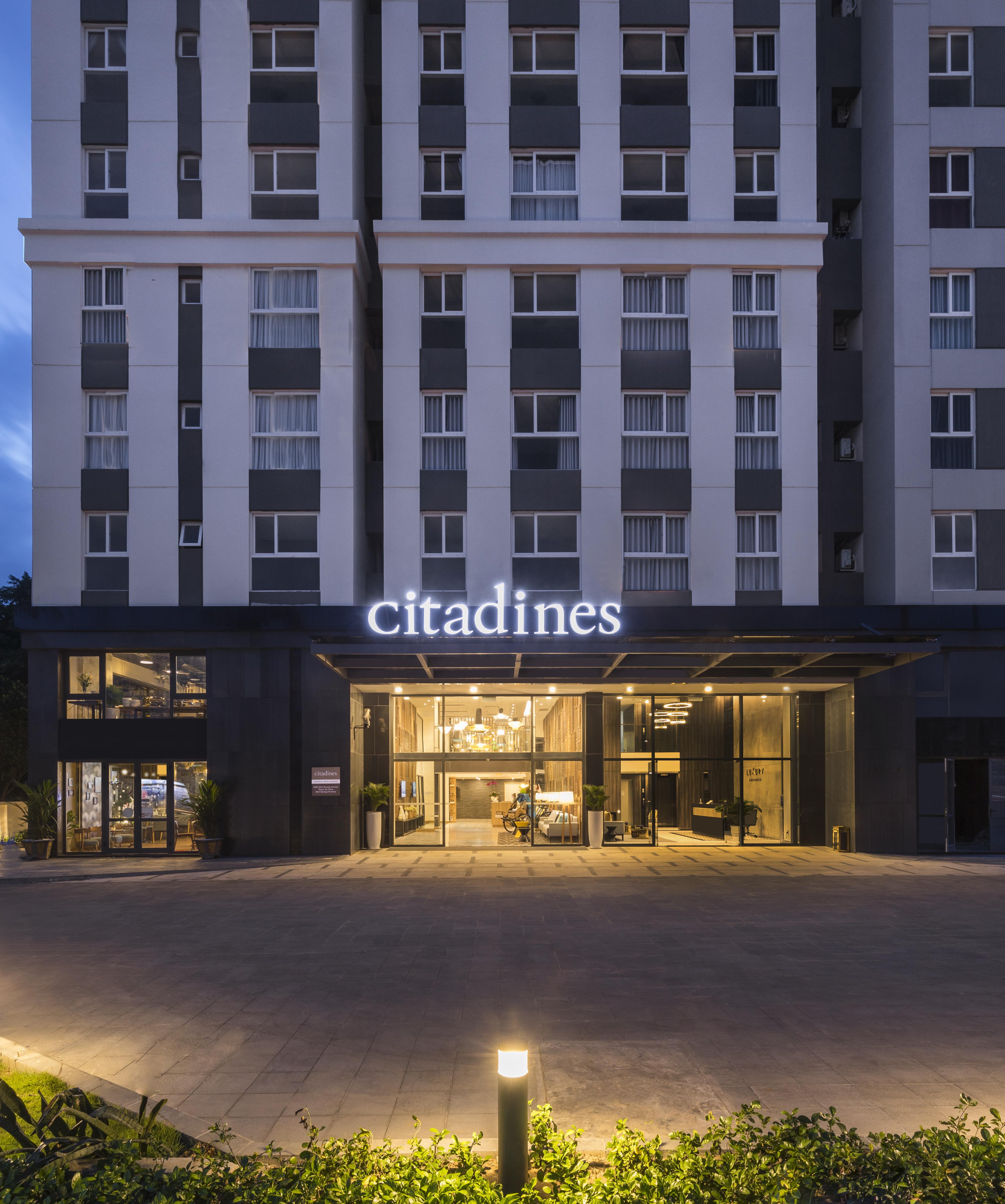 Citadines Central Binh Duong Thuan An Bagian luar foto