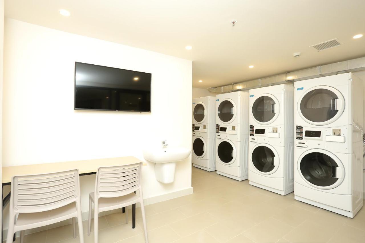 Citadines Central Binh Duong Thuan An Bagian luar foto