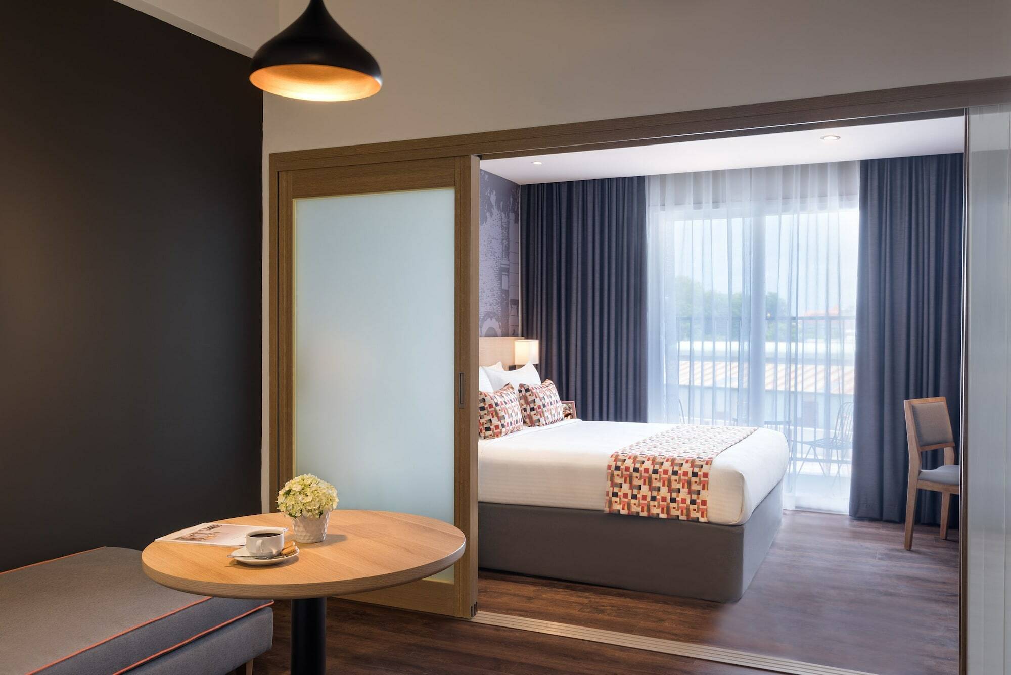 Citadines Central Binh Duong Thuan An Bagian luar foto